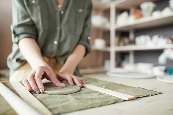 Closeup Contemporary Female Artisan Creating Handmade Ceramics Pottery Studio Copy — Stock Photo, Image