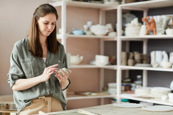 Waist Portrait Contemporary Female Artisan Working Pottery Studio Copy Space — Stock Photo, Image