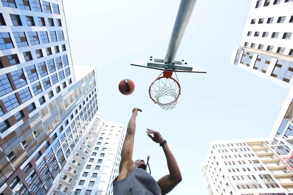 Low Angle View African Basketball Player Shooting Slam Dunk Sky — Stock Photo, Image