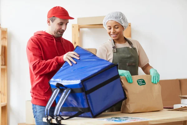Waist Portrait Two Workers Smiling While Packaging Orders Food Delivery — Stock Photo, Image