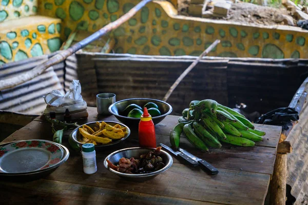 Cuisiner Des Bananes Sur Une Table Dans Restaurant Street Food Photos De Stock Libres De Droits