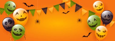 Turuncu, yeşil ve siyah balonlu kart korkutucu gülüşler, flamalar, örümcekler ve yarasalar turuncu arka planda. İllüstrasyon çocukların tatil tasarımı, dekorasyonu, kartı, afişi için kullanılabilir