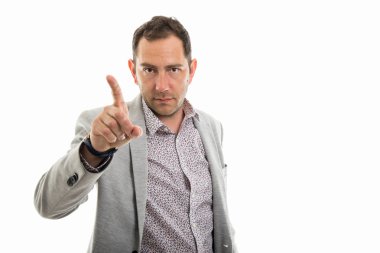 İnkar gösterilen iş adamı portresi jest izole üzerinde beyaz arka plan ile boşaltmak reklam alanı