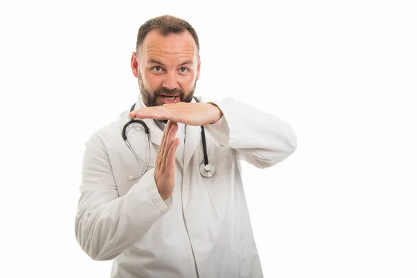 Retrato Del Médico Varón Mostrando Gesto Del Tiempo Espera Aislado —  Fotos de Stock