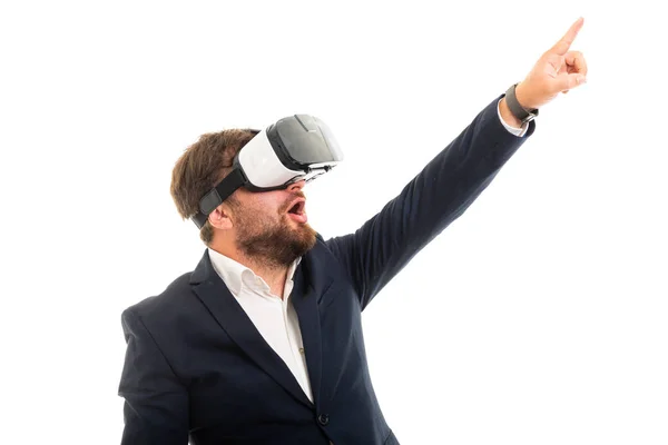 Retrato Del Hombre Negocios Mirando Fijamente Con Gafas Apuntando Hacia —  Fotos de Stock