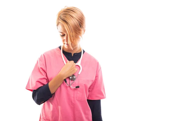 Retrato Mujer Veterinaria Con Fregadero Rosa Que Arregla Collar Aislado —  Fotos de Stock