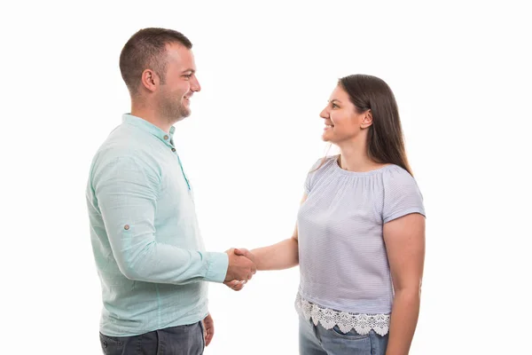 Portrait Jeune Couple Heureux Poignée Main Isolé Sur Fond Blanc — Photo