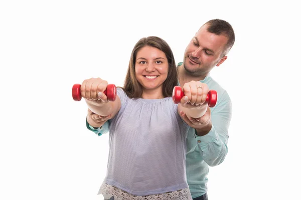 Porträt Eines Jungen Glücklichen Paares Mit Roten Hanteln Auf Weißem — Stockfoto