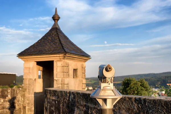 Telescopio de la fortaleza de Rosenberg en Kronach franconia bavaria . —  Fotos de Stock