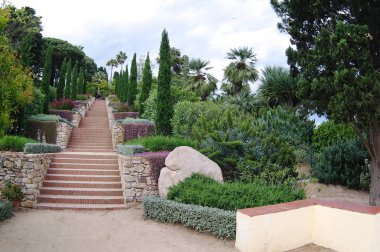 Botanik Bahçesi Marimurtra yaz içinde gelen şeridinin görünüm. Blanes, Costa Brava, İspanya