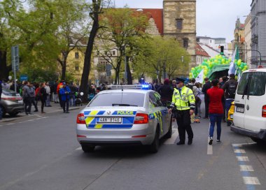 Prag 2019'da marihuana için milyonların yürüyüşü, marihuananın yasallaştırılması için gösteri