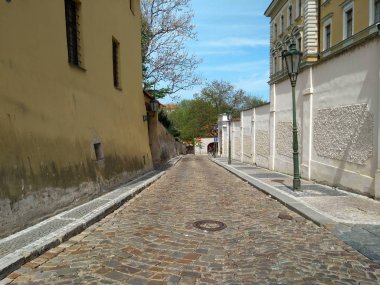 Prag'ın eski sokaklarında