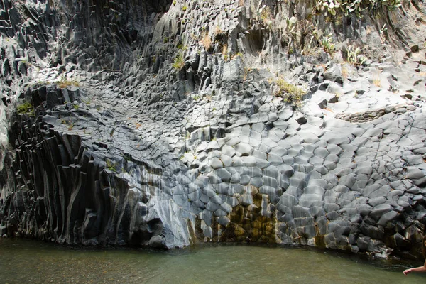 Formações Únicas Coluna Rocha Lava Vulcão Etna Alcantara Sicília Itália — Fotografia de Stock