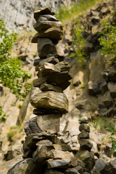 Man Made Stone Tower Outdoor Unique Basalt Rock Formation Wall — Stock Photo, Image