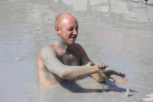 Tratamiento Lodo Dalyan Turquía Retrato Hombre Feliz Que Toma Baño — Foto de Stock