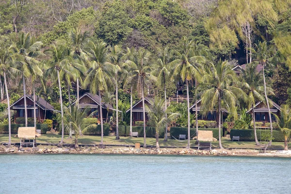 Nyári Táj Thaiföld Trópusi Szigeten Homokos Strand Tenger Víz Hullámai — Stock Fotó