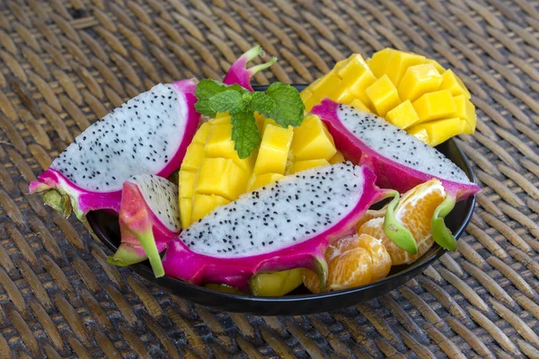 Färsk Tropisk Frukt Plattan Hälsosam Frukost Vikt Förlust Koncept Thailand — Stockfoto