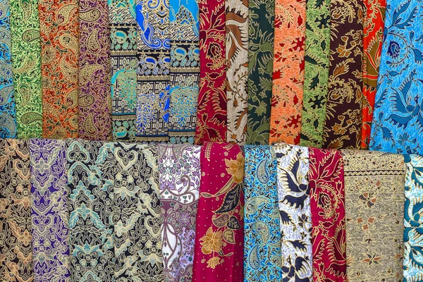 Assortiment Van Kleurrijke Sarongs Koop Lokale Markt Eiland Bali Ubud — Stockfoto