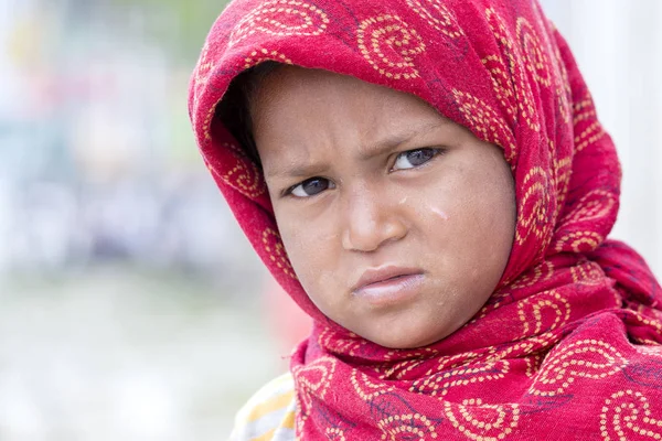 Srinagar Inde Juin 2015 Une Enfant Mendiante Non Identifiée Supplie — Photo