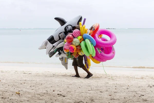 Grand Bay Mauritius March 2017 Unknown Seller Inflatable Toys Swimming — Stock Photo, Image