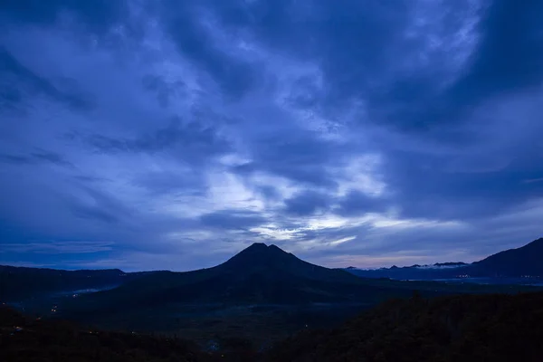 Malerischer Sonnenaufgang Und Nebel Vulkan Batur Insel Bali Indonesien Bali — Stockfoto