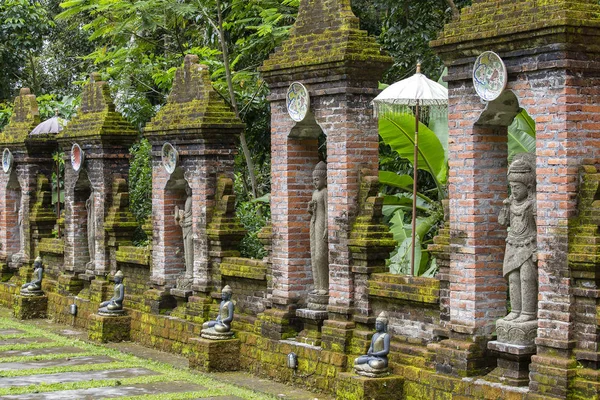 Buddhastaty Ett Buddhistiskt Kloster Bali Indonesien — Stockfoto
