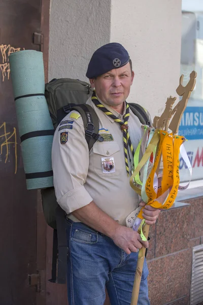 Lwów Ukraina Lipca 2018 Ukraiński Człowiek Mundurów Członkiem Organizacji Scout — Zdjęcie stockowe