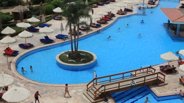 Sharm Sheikh Ägypten Mai 2018 Frühmorgens Leerer Swimmingpool Roten Meer — Stockvideo