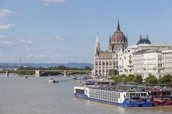 Budapešť Maďarsko Srpna 2017 Budovy Maďarského Parlamentu Budapešti Řeky Dunaj — Stock fotografie