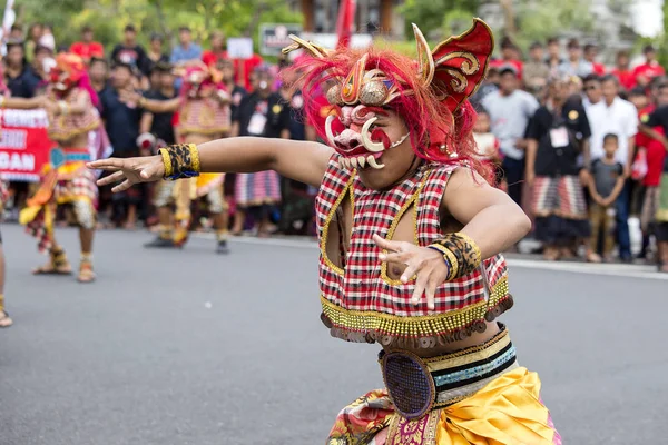 Gianyar Bali Indonesia Jan 2018 Balinese Man Wearing Celuluk Mask — Stock Photo, Image