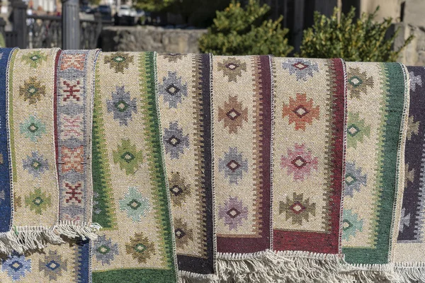 Geleneksel Gürcü Halı Kilim Kilim Satış Tbilisi Georgia Tipik Geometrik — Stok fotoğraf