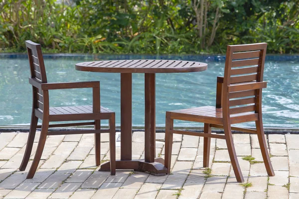 Wooden Table Two Chairs Empty Cafe Next Swimming Pool Thailand — Stock Photo, Image