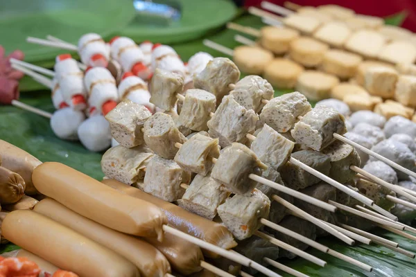 Gebakken Voedsel Met Stokjes Thais Eten Straatvoedsel Bangkok Thailand Close — Stockfoto