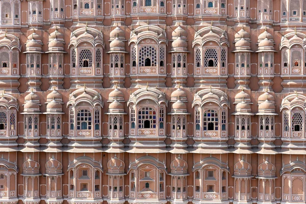 Hawa Mahal, różowy Pałac wiatrów w starym mieście Jaipur, Rajasthan, Indie — Zdjęcie stockowe