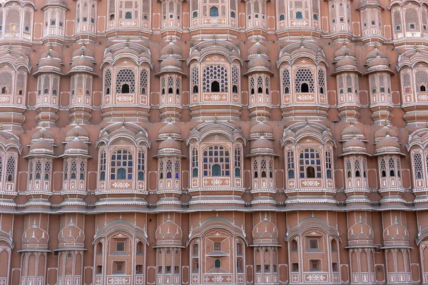 Hawa mahal, rosa Palast der Winde in der Altstadt von Jaipur, Rajasthan, Indien — Stockfoto