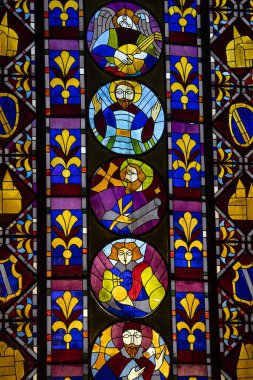 Batum, Gürcistan'da bir kilisede vitray pencere