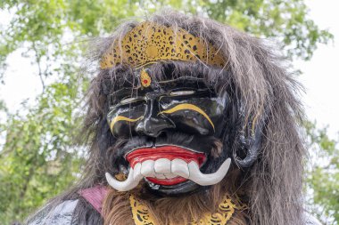Etkileyici el yapısı, Bali Adası, Endonezya, hatta Nyepi gün üzerinde yer almaktadır Ngrupuk gösteri için inşa Ogoh-ogoh heykel yapımı yakın çekim