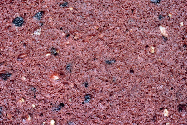 Κόκκινα βελούδινα μπισκότα, μπισκότα βουτύρου στο παρασκήνιο, κοντινό πλάνο — Φωτογραφία Αρχείου
