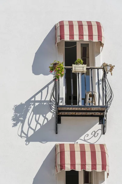 Decorative balcony of a house in Turkey — Stock Photo, Image