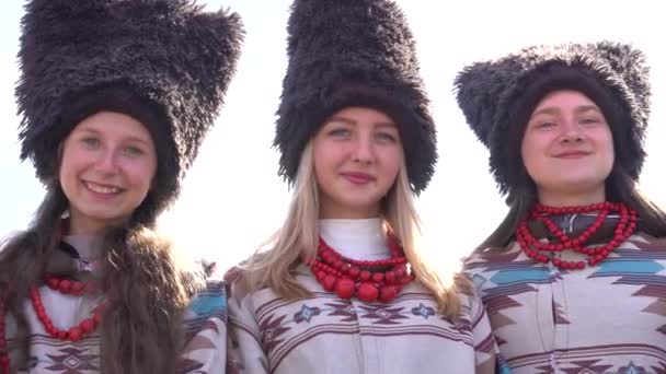 Slavuta Ukrajna Szeptember 2019 Ukrán Lány Nemzeti Jelmezben Részt Vesz — Stock videók
