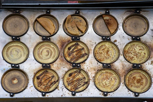 Apam Balik Panqueque Esponjoso Del Sudeste Asiático Con Maíz Crema —  Fotos de Stock