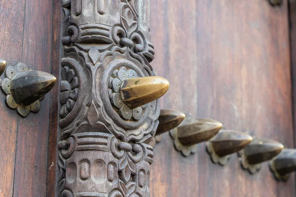 Close Ancient Traditional Wooden Carved Door Ornaments Bronze Spike Stone — Stock Photo, Image