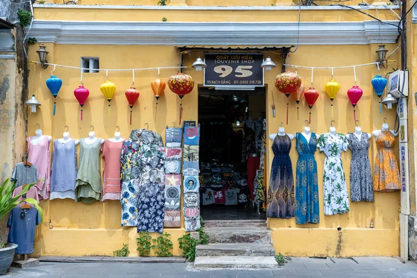 Hoi Βιετνάμ Μάρτιος 2020 Front View Souvenir Shop Tourists Street — Φωτογραφία Αρχείου