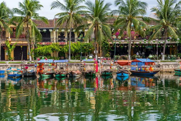 Hoi Vietnam June 2020 View Wooden Boats Colorful Lanterns River — Stock Photo, Image