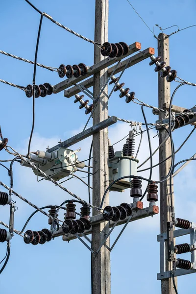 Isolamento Elettrico Alta Tensione Una Sottostazione Potenza Vicino — Foto Stock