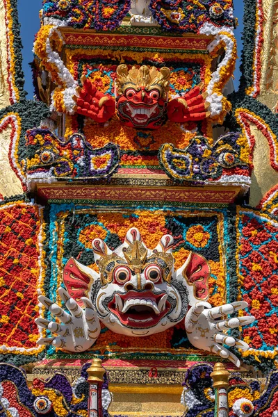 Bade Cremation Tower Traditional Balinese Sculptures Demons Flowers Central Street — Stock Photo, Image