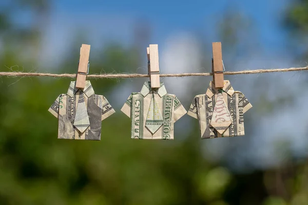Chemise Origami Billet Banque Dollar Sur Fond Vert Nature Suspendu — Photo