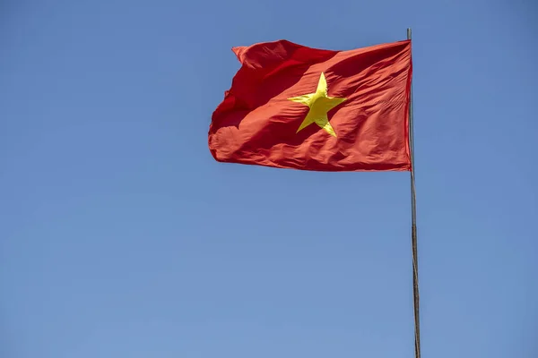 Red Vietnam Flag Blue Sky Close — Stock Photo, Image