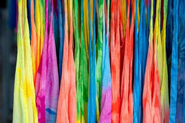 Vêtements Été Colorés Sur Cintres Vendre Dans Marché Rue Local — Photo