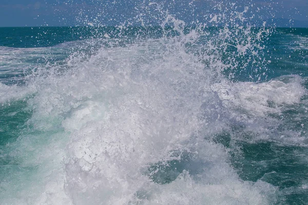 Blue Ocean Sea Water Wave Fast Yacht Boat Wake Foam — Photo